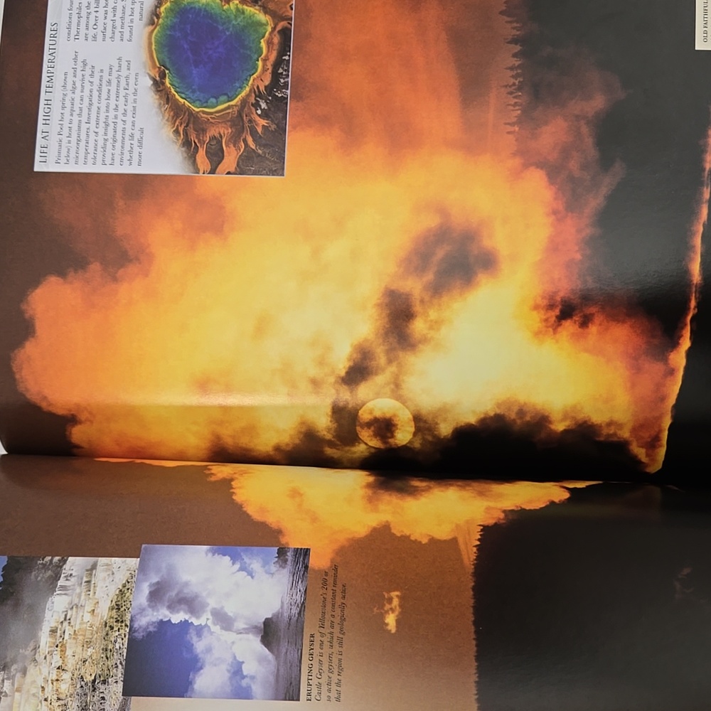 Smithsonian Earth Visual Guide - Picture 10 of 12